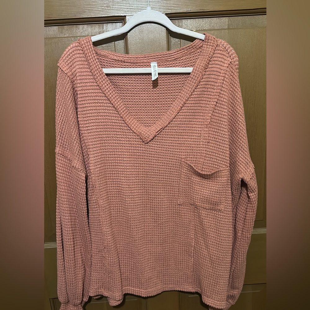Cozy Pink V-Neck Sweater with Thermal Knit